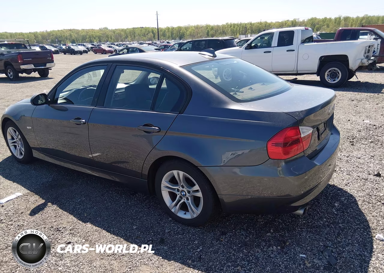 2008 BMW 328Xi VIN:WBAVC93558K043805 - 3