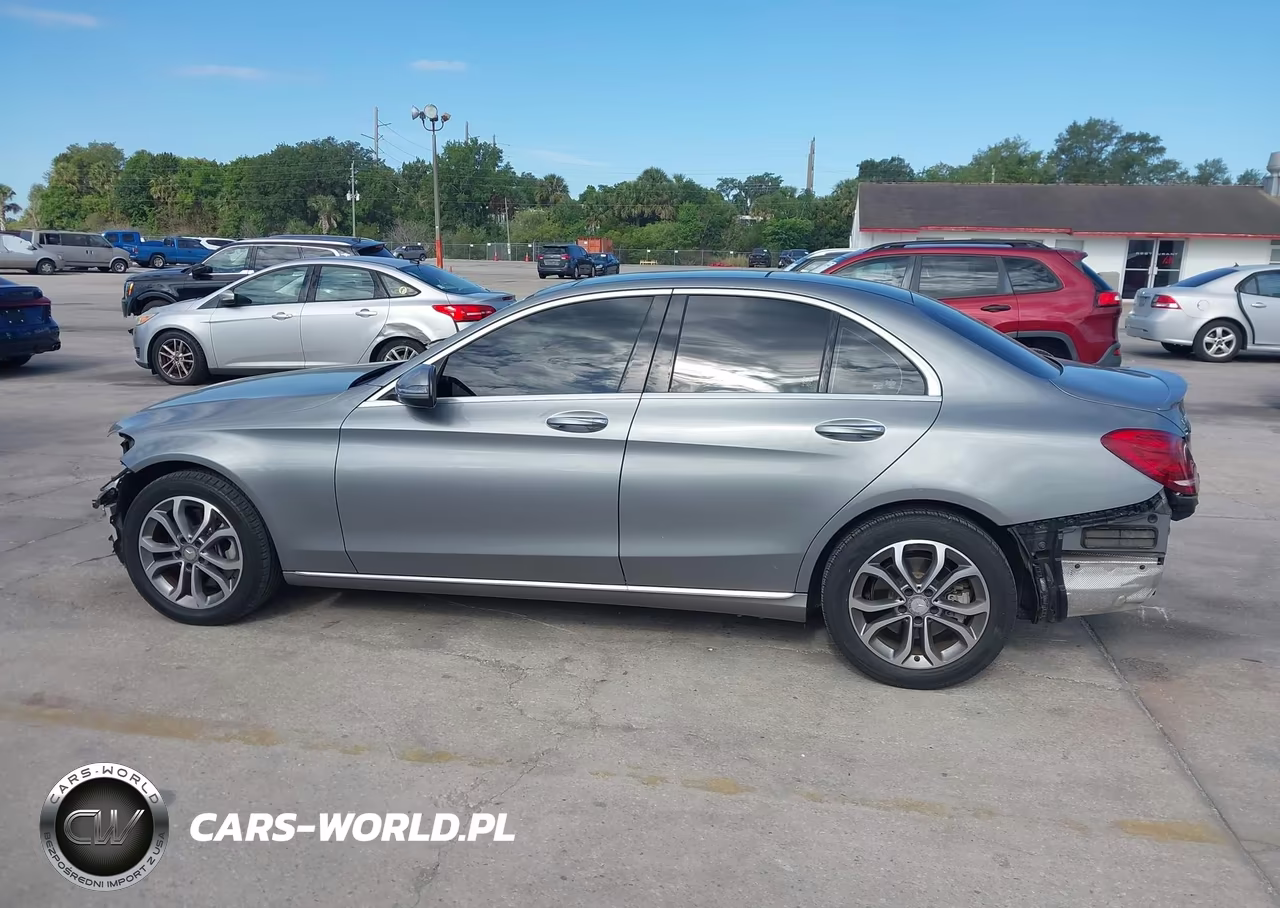 2016 Mercedes-Benz C 300 4Matic VIN:55SWF4KB3GU133425 - 15