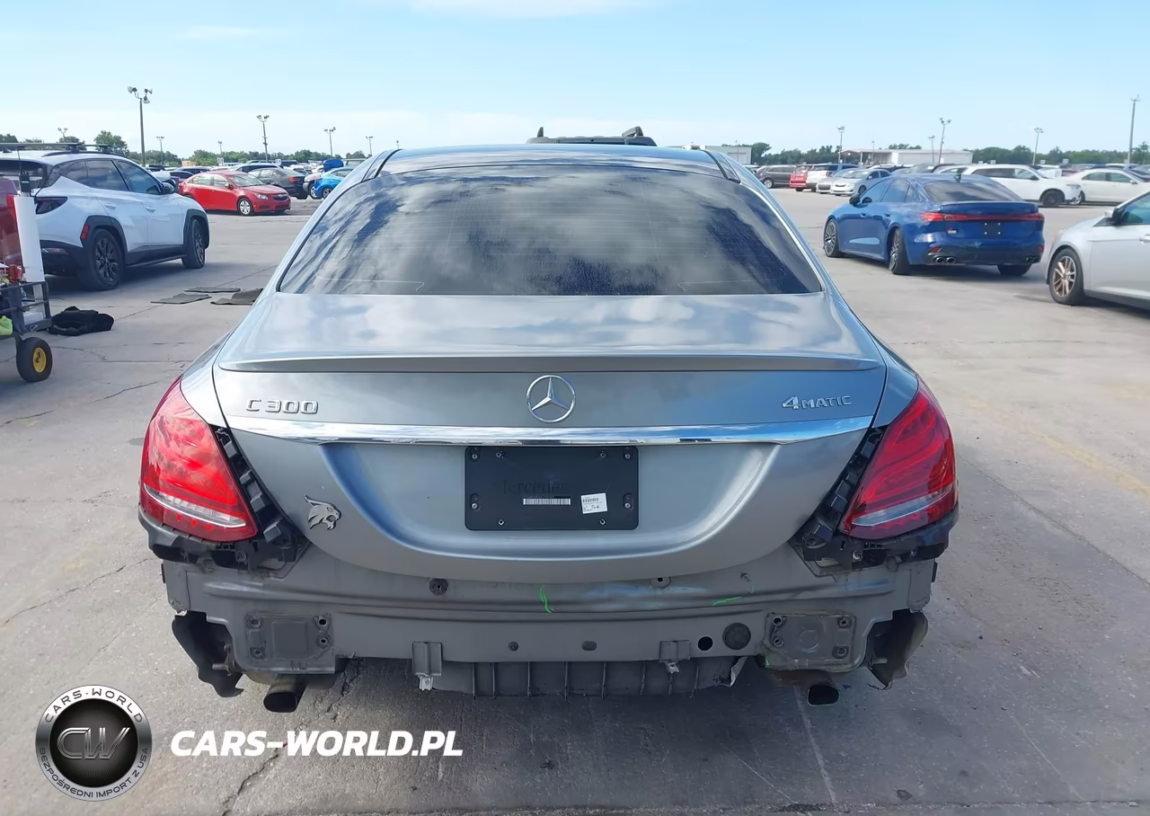 2016 Mercedes-Benz C 300 4Matic VIN:55SWF4KB3GU133425 - 17