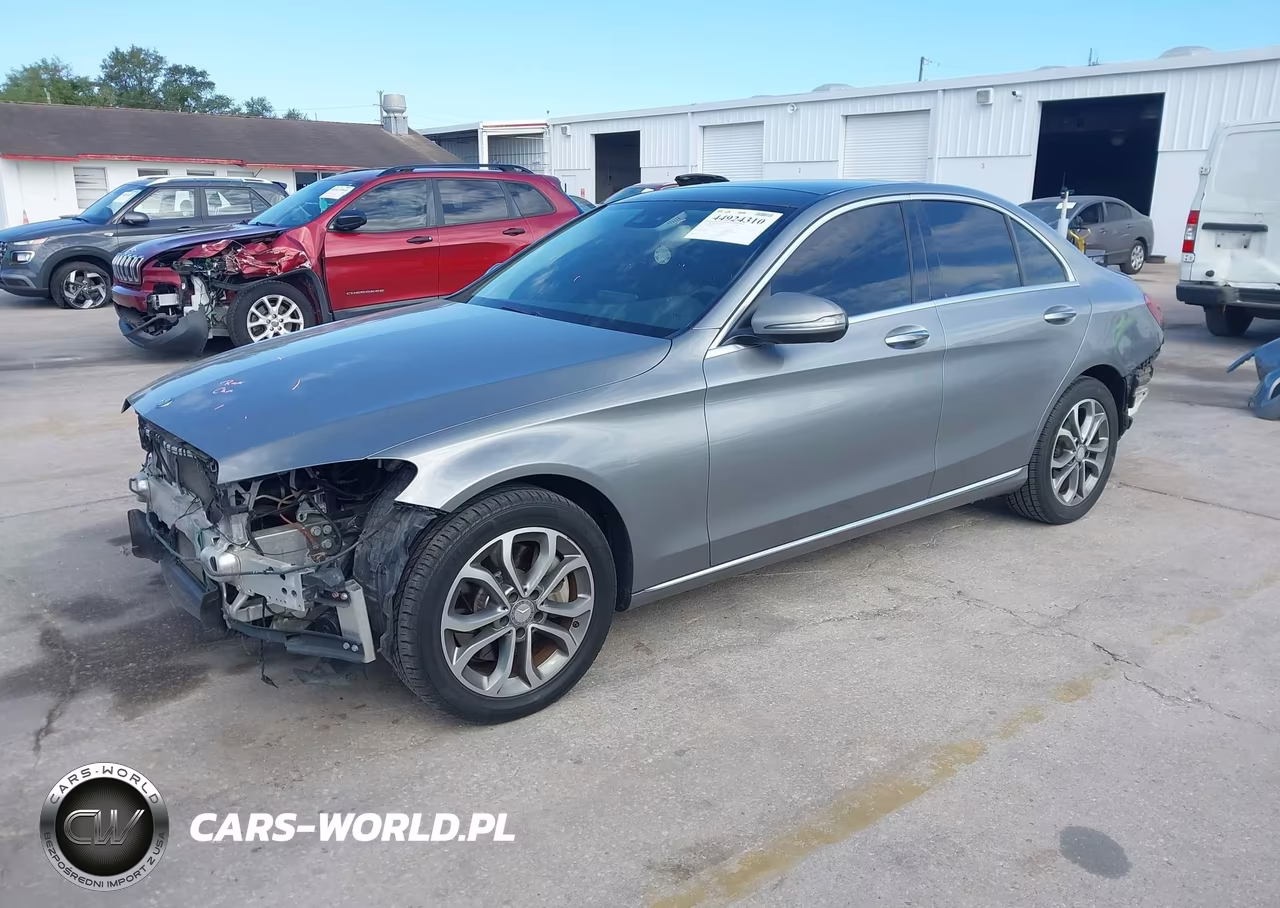 2016 Mercedes-Benz C 300 4Matic VIN:55SWF4KB3GU133425 - 2