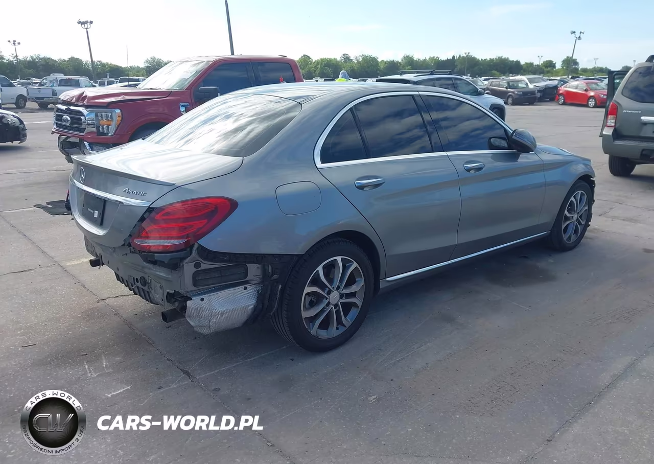2016 Mercedes-Benz C 300 4Matic VIN:55SWF4KB3GU133425 - 4
