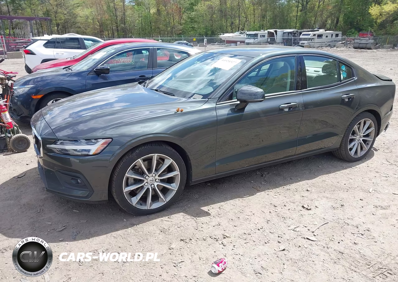 2021 Volvo S60 T6 Momentum VIN:7JRA22TKXMG092420 - 2