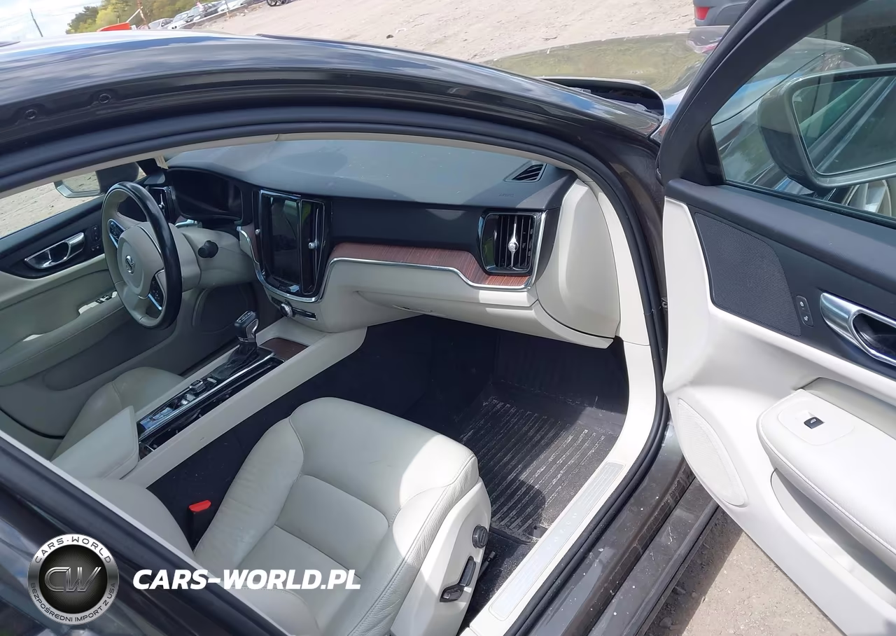 2021 Volvo S60 T6 Momentum VIN:7JRA22TKXMG092420 - 5