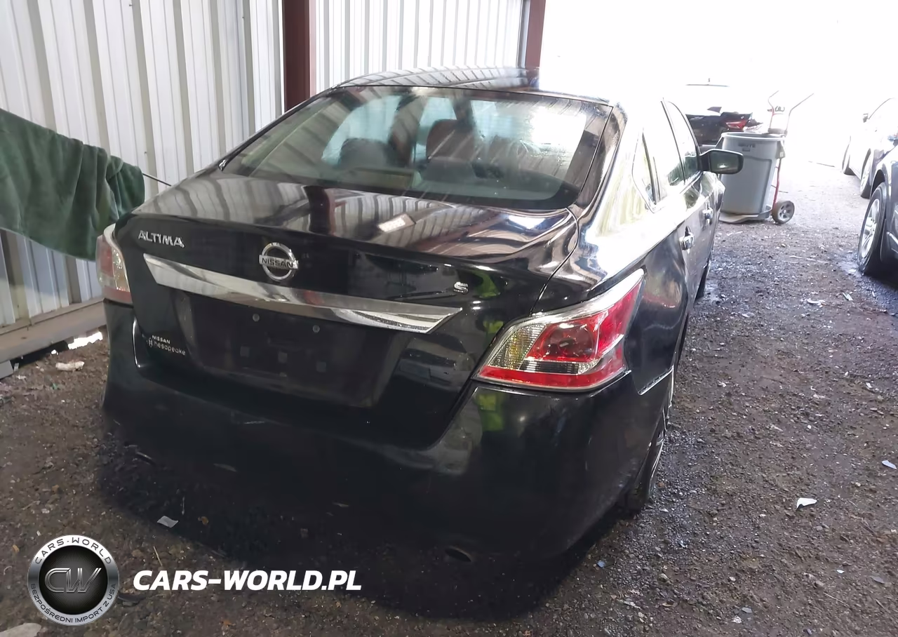 2015 Nissan Altima 2.5 S VIN:1N4AL3AP5FC177438 - 4