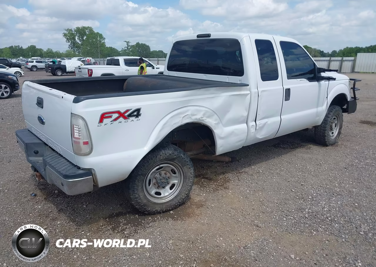 2012 Ford F-250 Xlt VIN:1FT7X2B68CEC97968 - 4