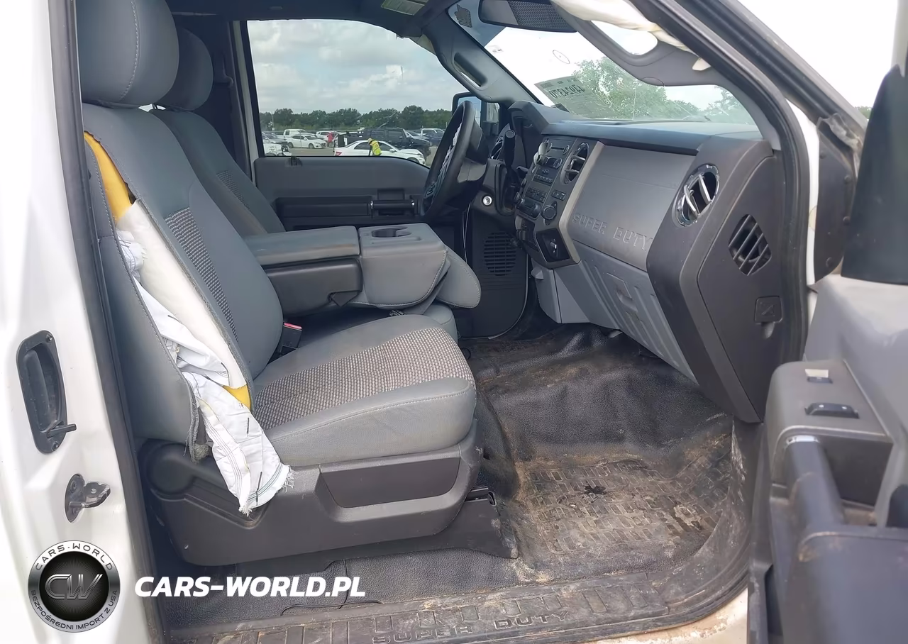 2012 Ford F-250 Xlt VIN:1FT7X2B68CEC97968 - 5