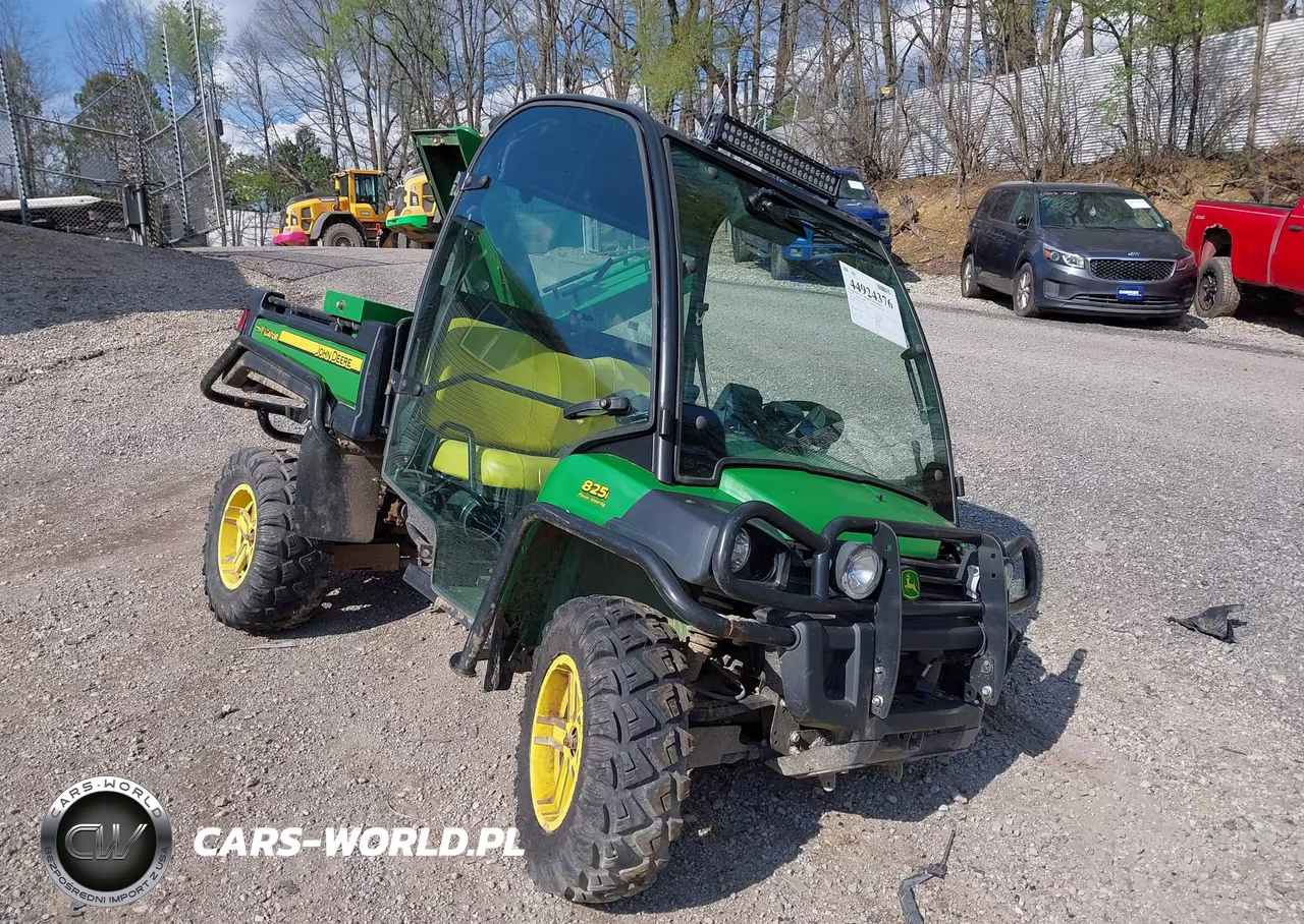 2013 John Deere Xuv835M Gator