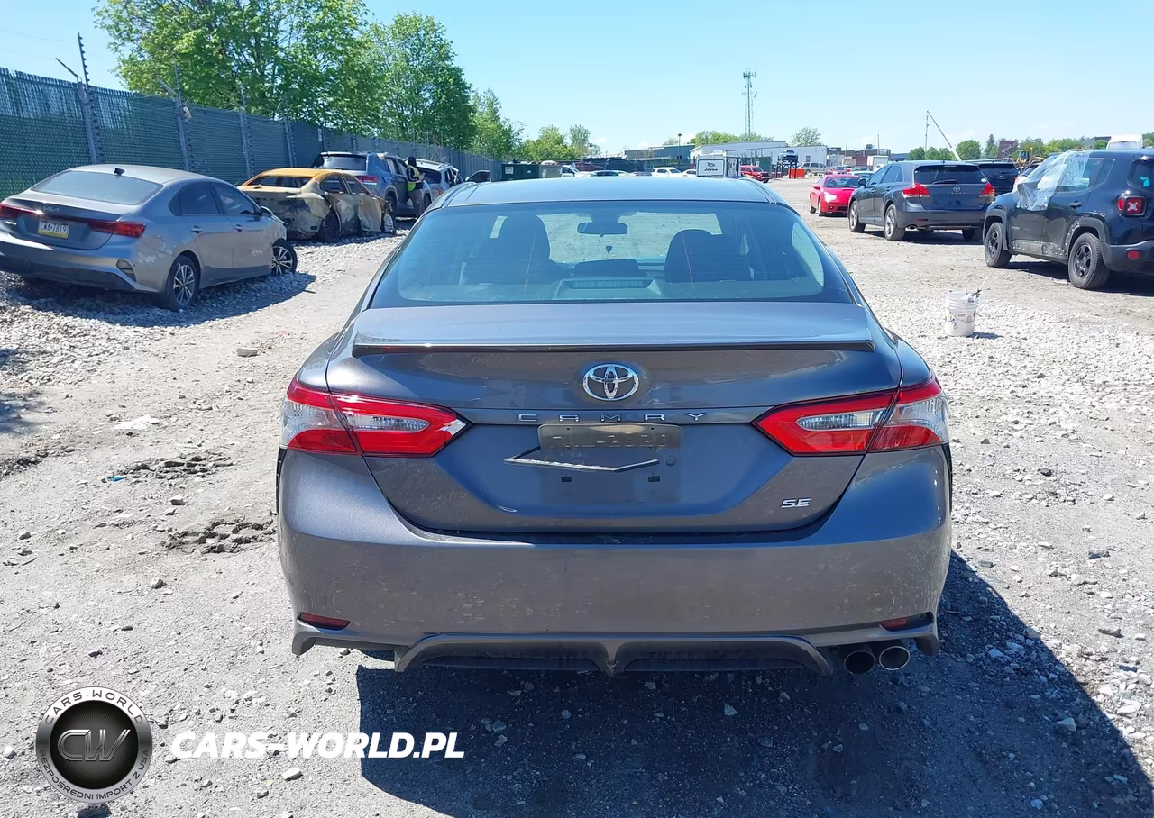 2018 Toyota Camry Se VIN:4T1B11HK5JU128273 - 15
