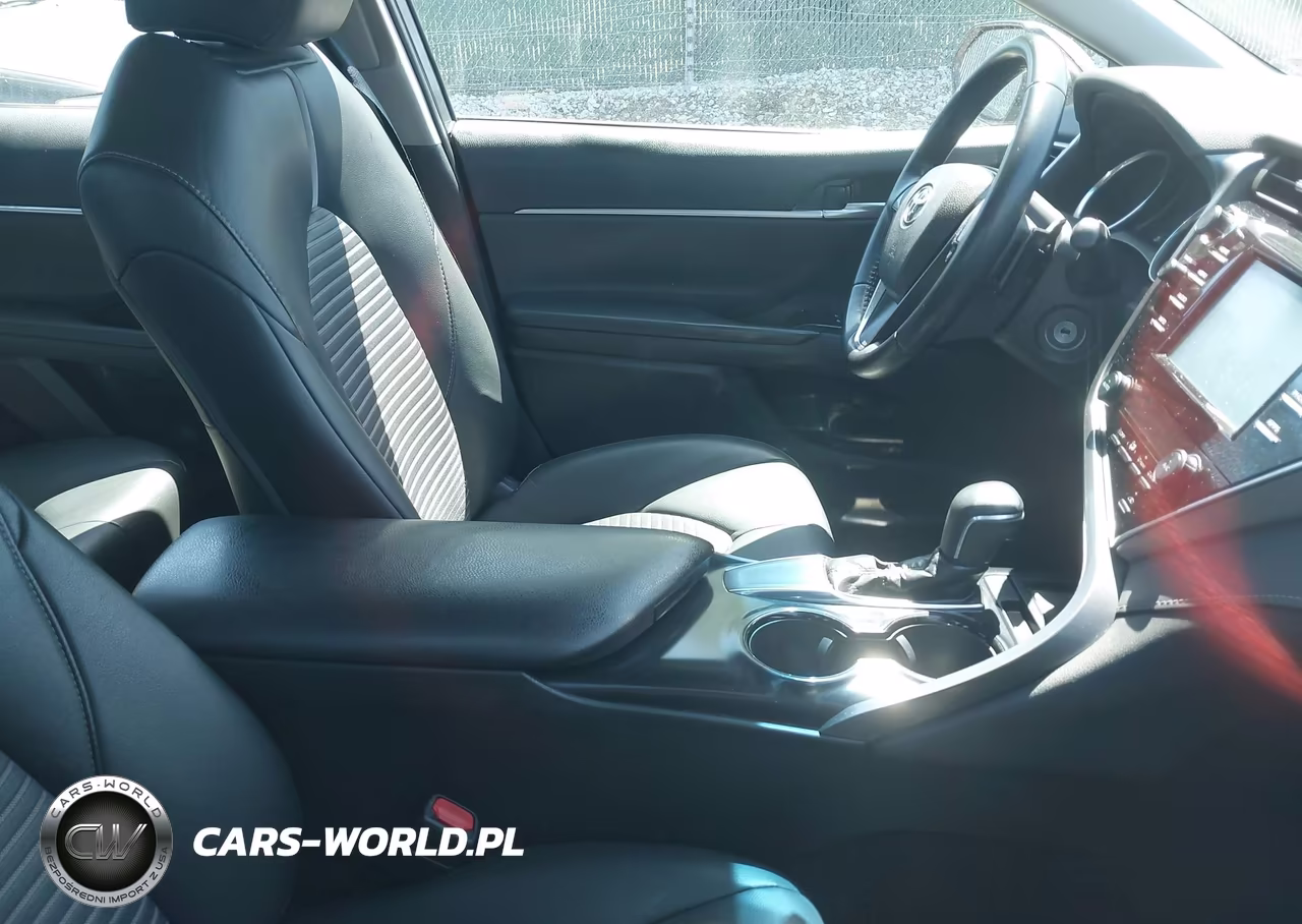 2018 Toyota Camry Se VIN:4T1B11HK5JU128273 - 5