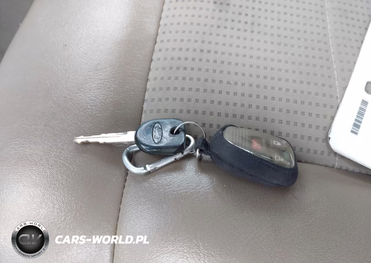 2007 Ford F-150 Xlt VIN:1FTRW12W47KB14076 - 11