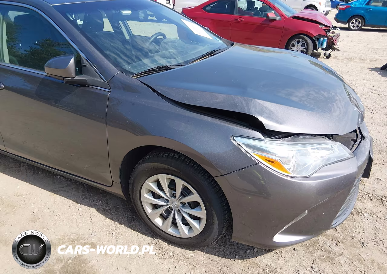 2016 Toyota Camry Le VIN:4T4BF1FK9GR540828 - 19