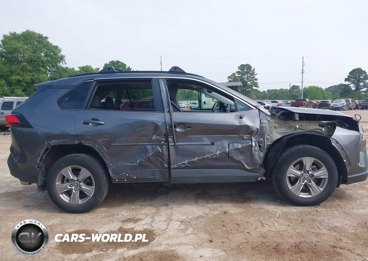 2023 Toyota Rav4 Xle VIN:2T3W1RFV9PW299640 - 14