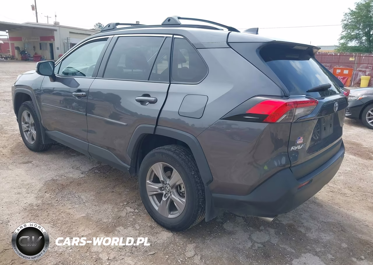 2023 Toyota Rav4 Xle VIN:2T3W1RFV9PW299640 - 3