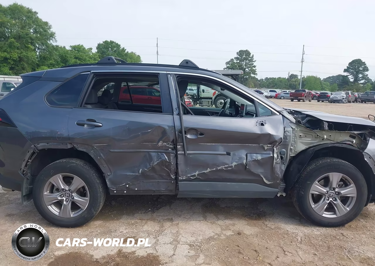 2023 Toyota Rav4 Xle VIN:2T3W1RFV9PW299640 - 6