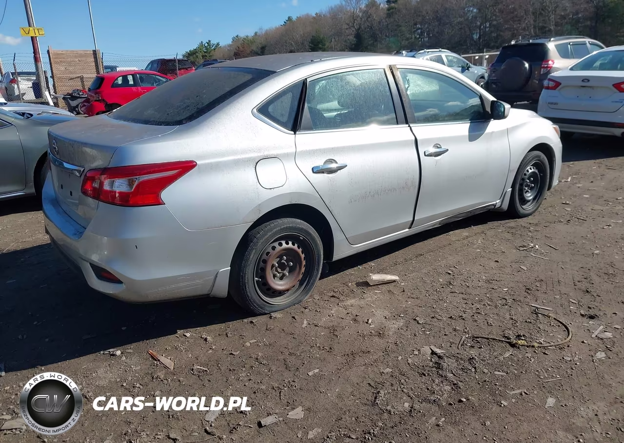 2016 Nissan Sentra S VIN:3N1AB7AP4GY271424 - 4