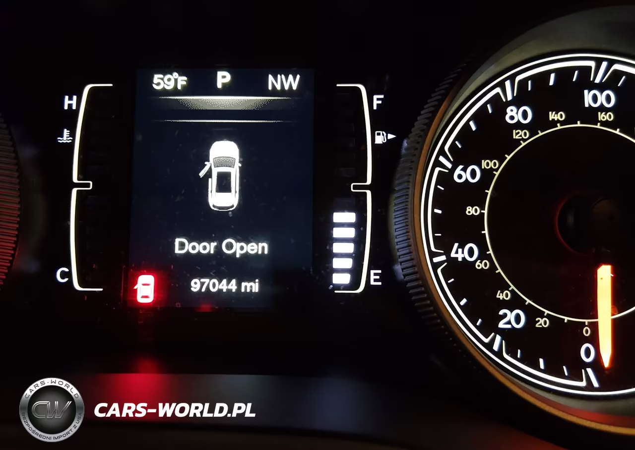 2016 Jeep Cherokee Latitude VIN:1C4PJMCS4GW254947 - 15