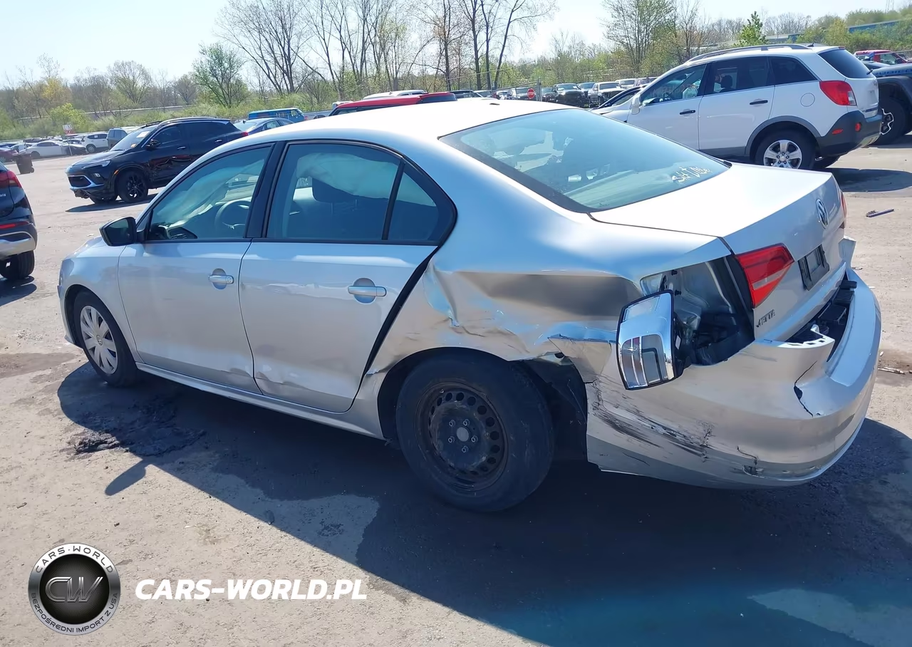 2015 Volkswagen Jetta 2.0L S VIN:3VW2K7AJ5FM412811 - 3