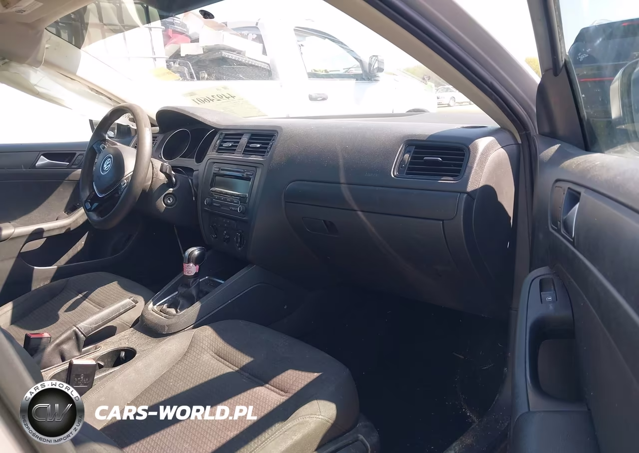 2015 Volkswagen Jetta 2.0L S VIN:3VW2K7AJ5FM412811 - 5