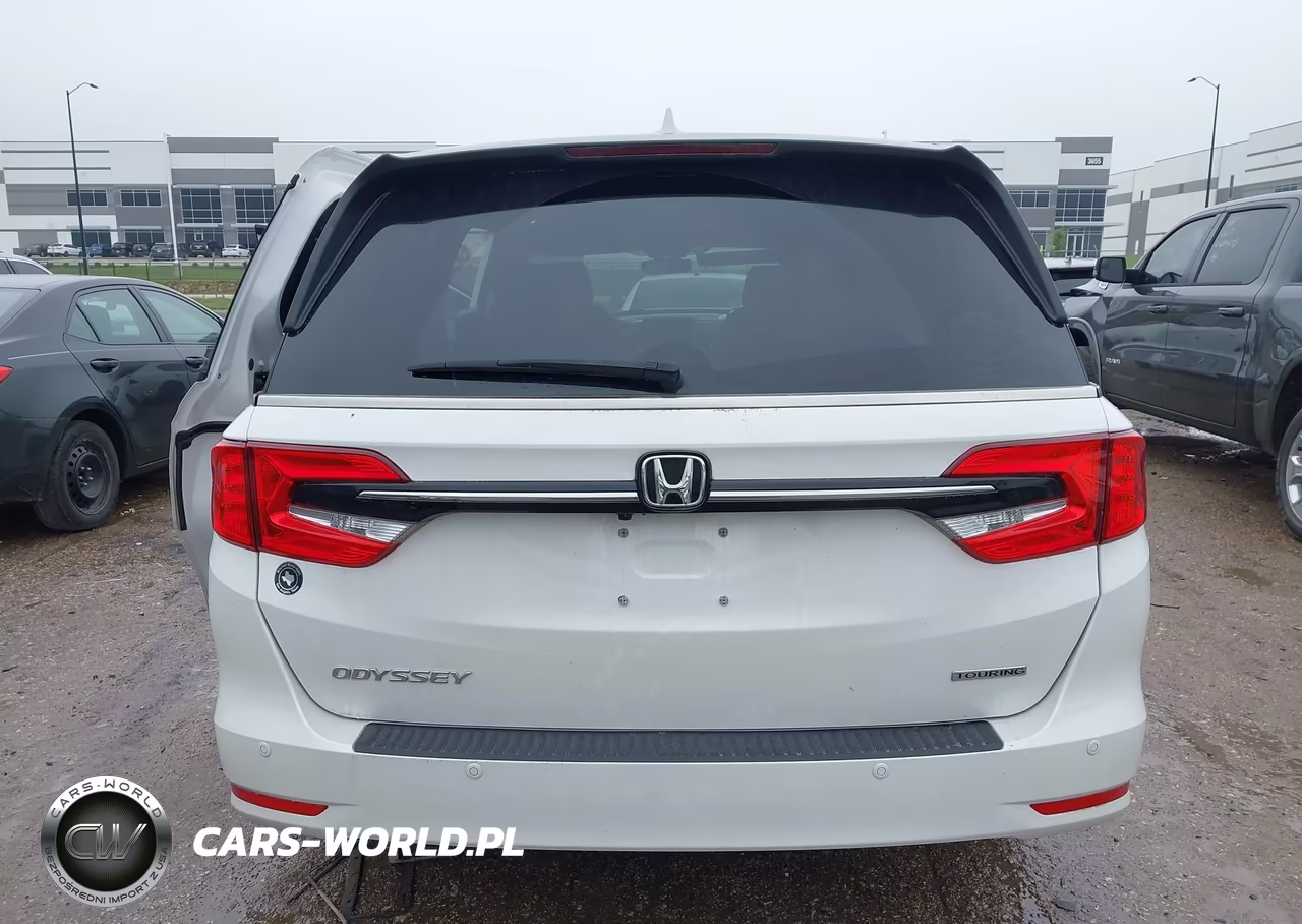 2024 Honda Odyssey Touring VIN:5FNRL6H8XRB034540 - 16
