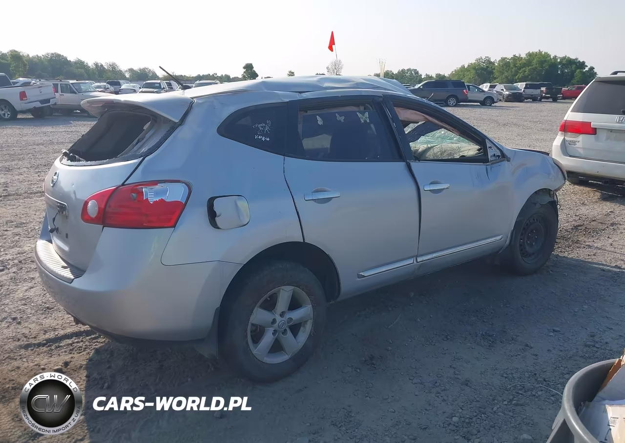 2012 Nissan Rogue S VIN:JN8AS5MT8CW263925 - 4