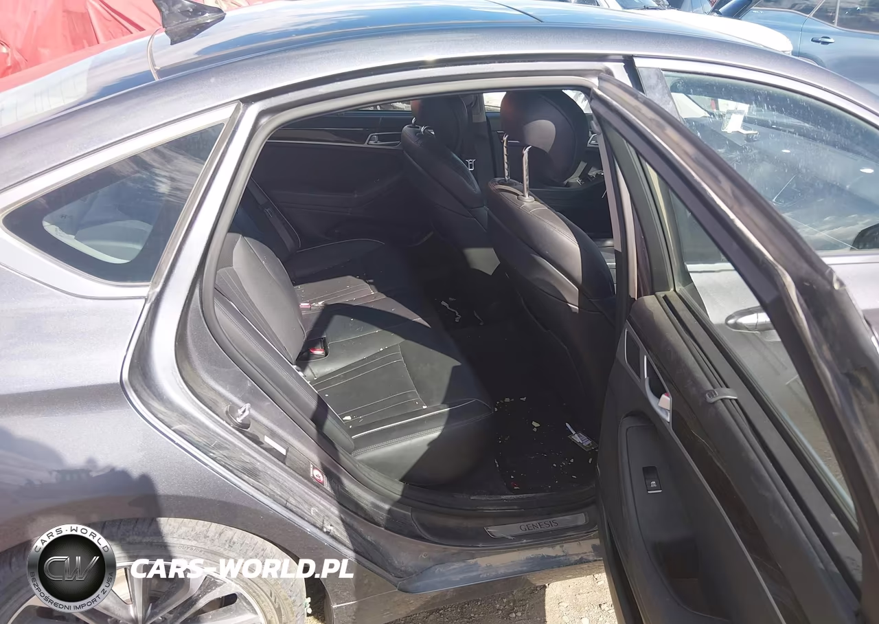 2015 Hyundai Genesis 3.8 VIN:KMHGN4JE0FU087123 - 8