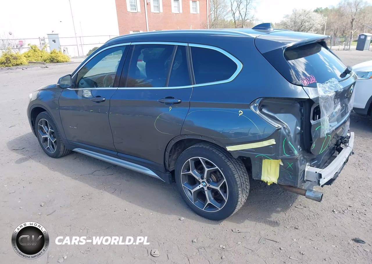 2018 BMW X1 xDrive28I VIN:WBXHT3C34J5F92272 - 3