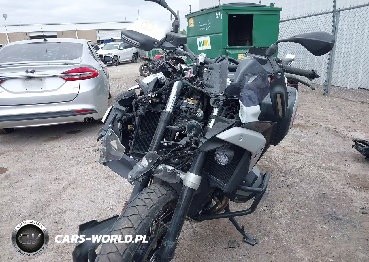 2025 BMW R 1300 Gs VIN:WB10M2304S6L25243 - 2