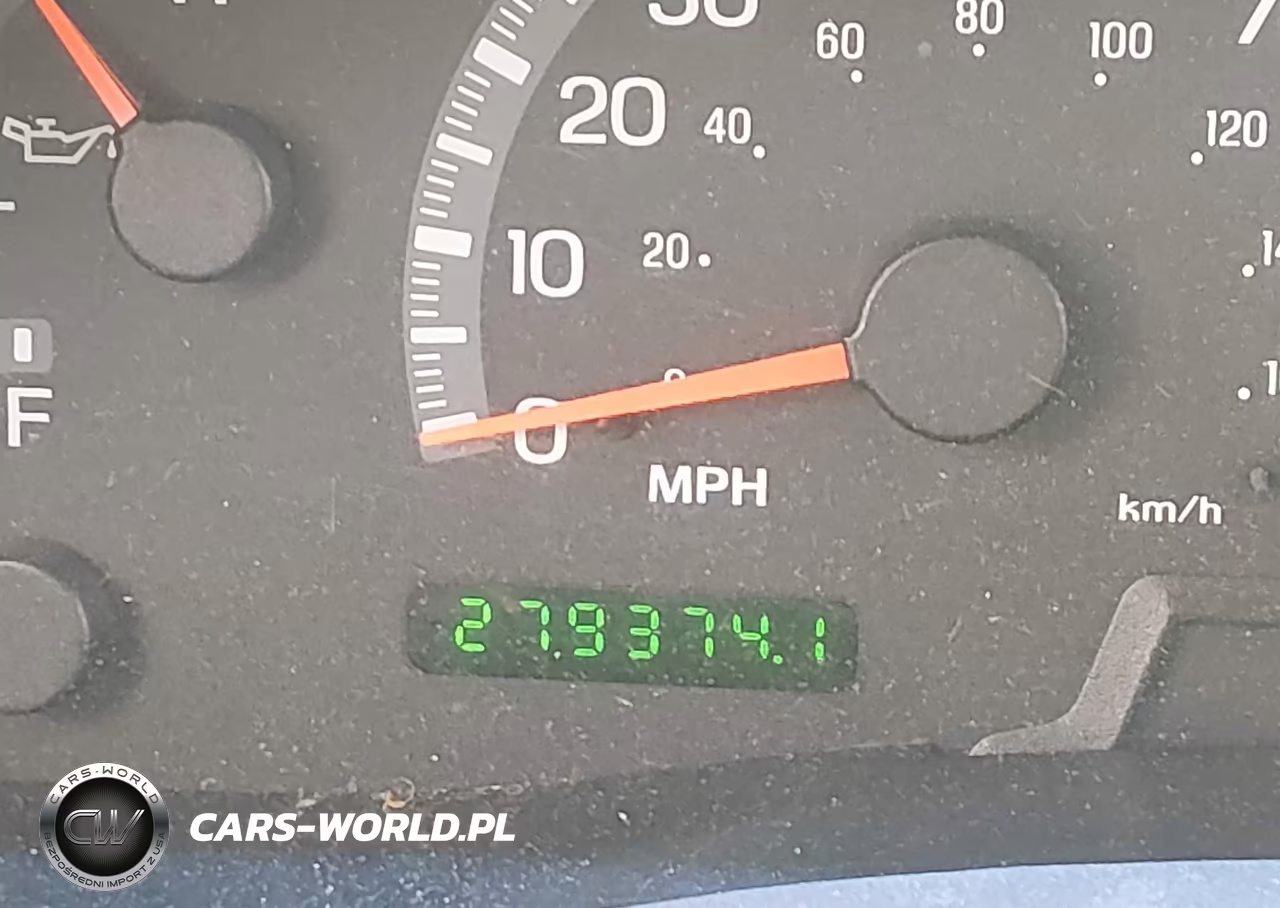 2002 Ford Expedition Xlt VIN:1FMPU16L92LA14485 - 15