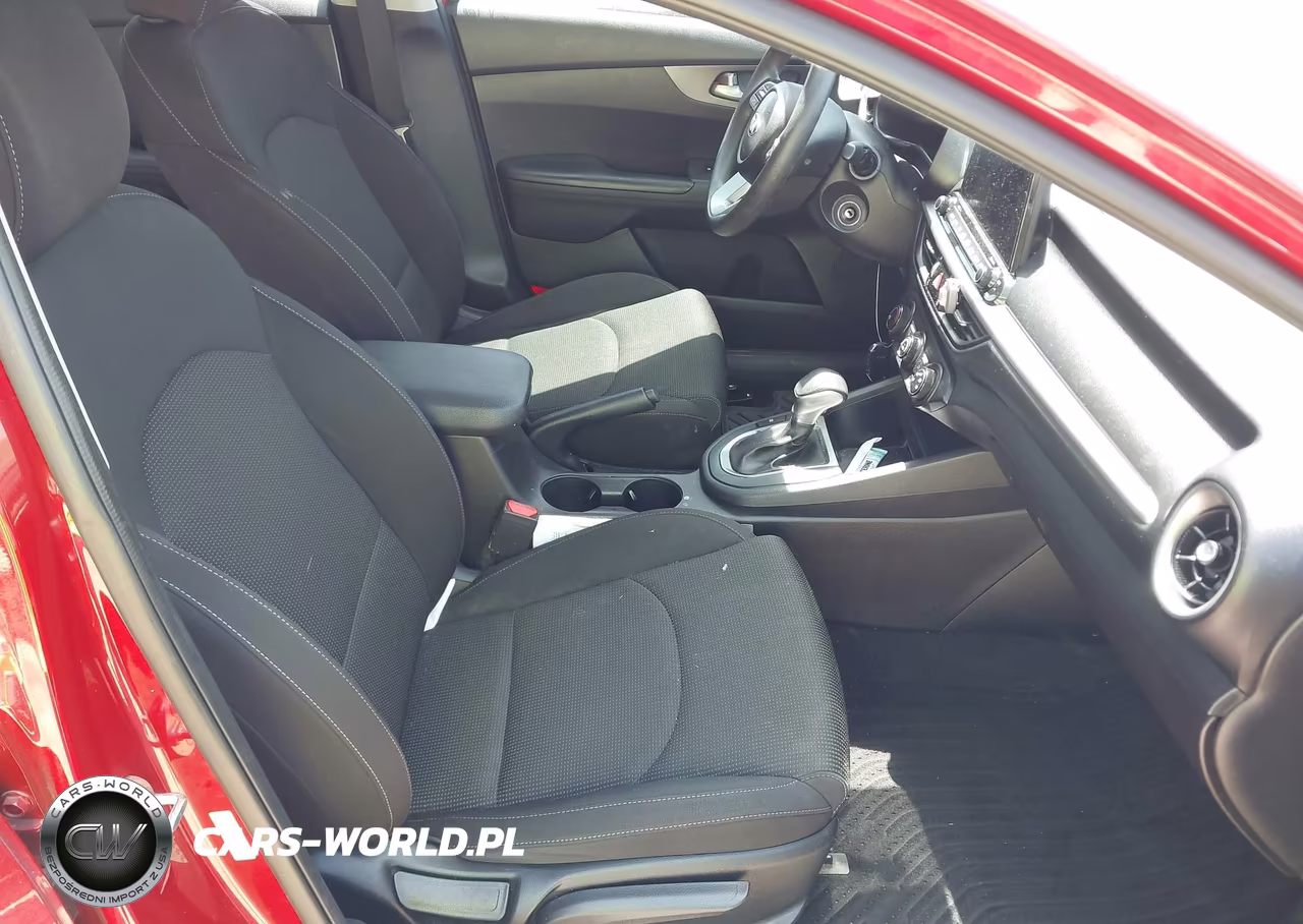 2020 Kia Forte Lxs VIN:3KPF24AD4LE247238 - 5