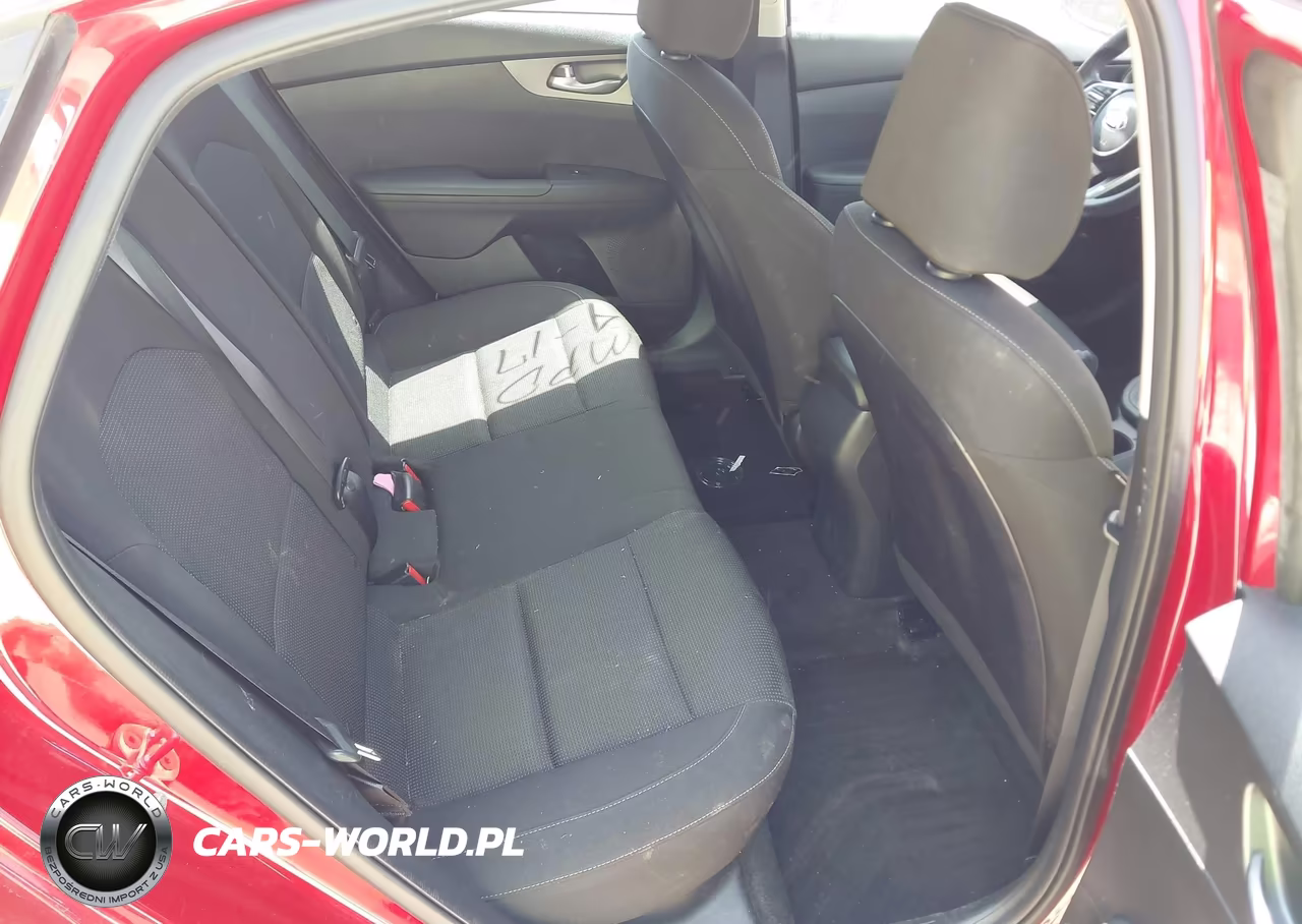 2020 Kia Forte Lxs VIN:3KPF24AD4LE247238 - 8