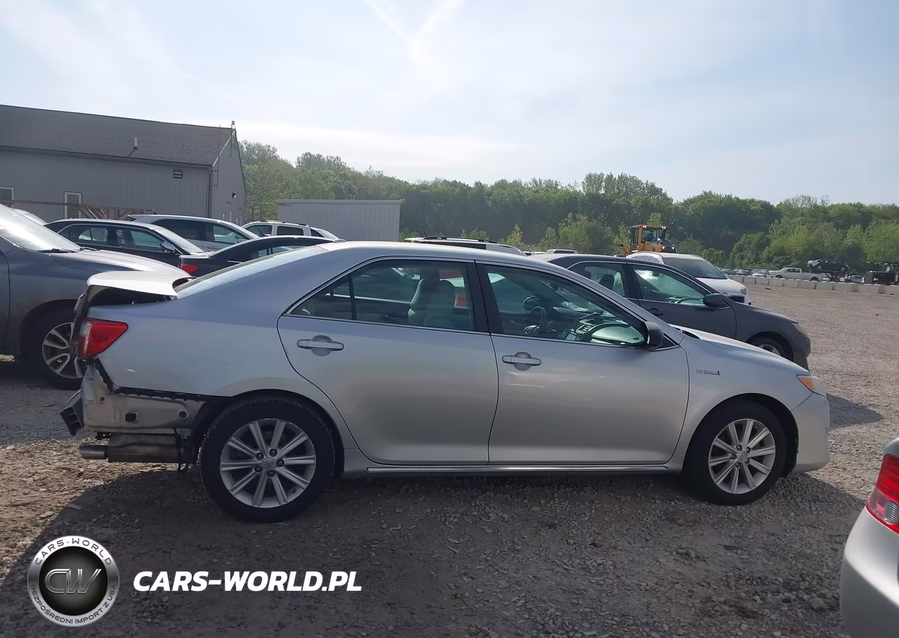 2014 Toyota Camry Hybrid Xle VIN:4T1BD1FK7EU123883 - 14