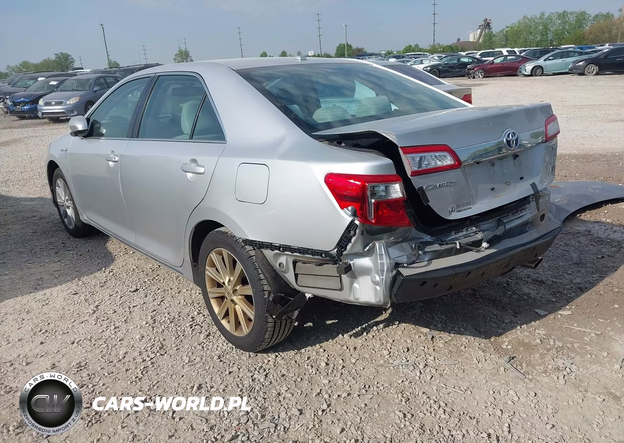 2014 Toyota Camry Hybrid Xle VIN:4T1BD1FK7EU123883 - 3