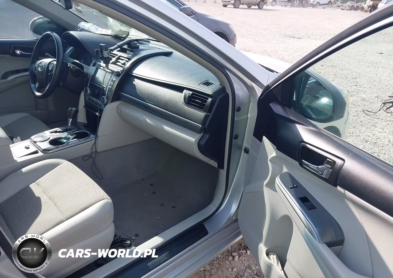 2014 Toyota Camry Hybrid Xle VIN:4T1BD1FK7EU123883 - 5