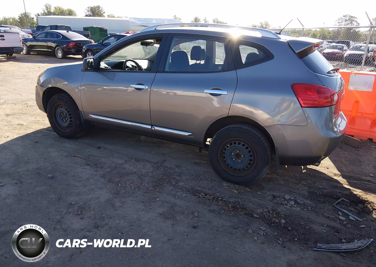 2014 Nissan Rogue Select S VIN:JN8AS5MT8EW623651 - 3