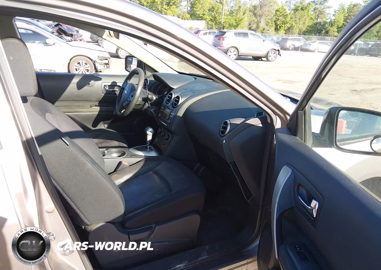 2014 Nissan Rogue Select S VIN:JN8AS5MT8EW623651 - 5