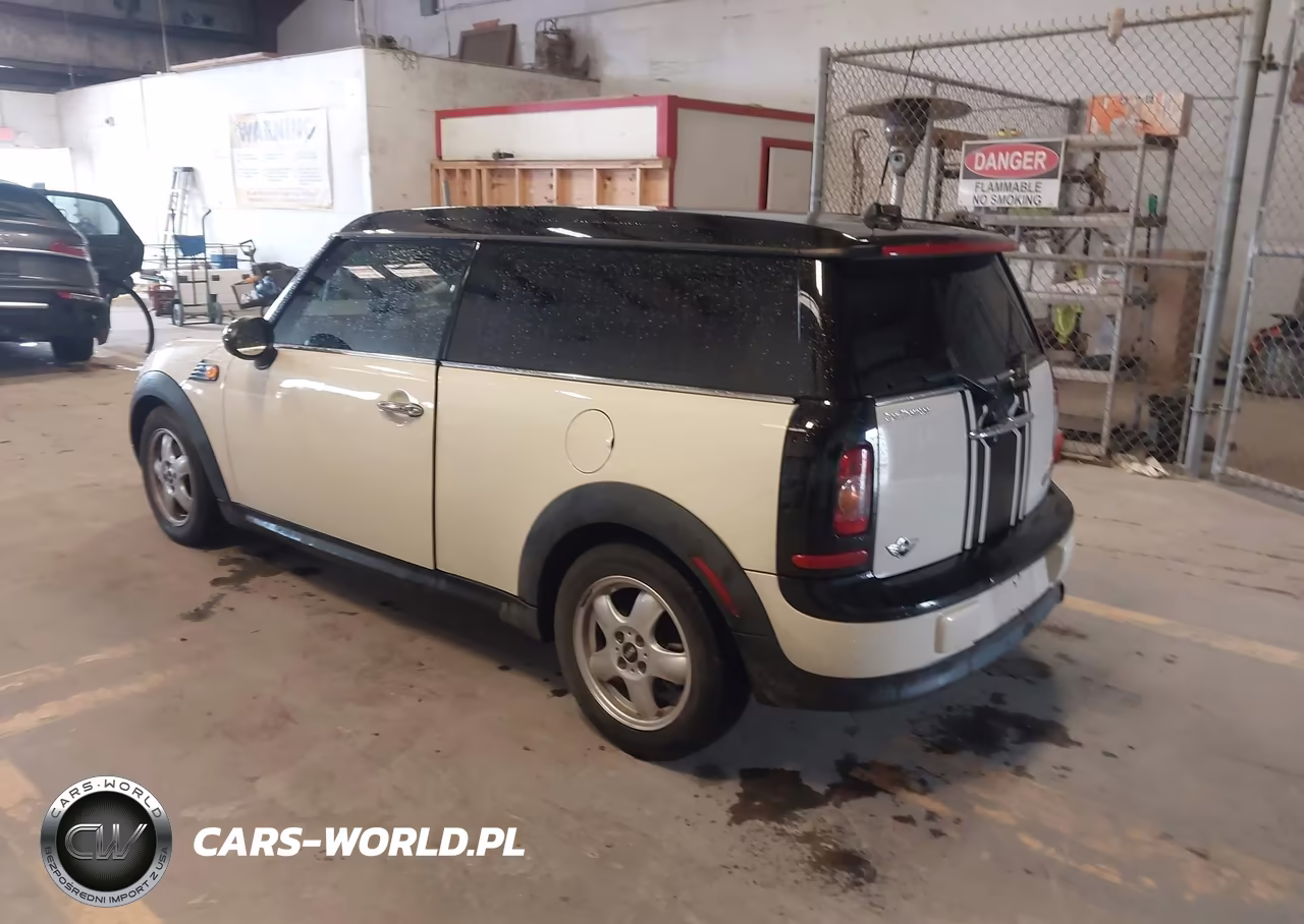 2010 Mini Cooper Clubman VIN:WMWML3C51ATX37898 - 3