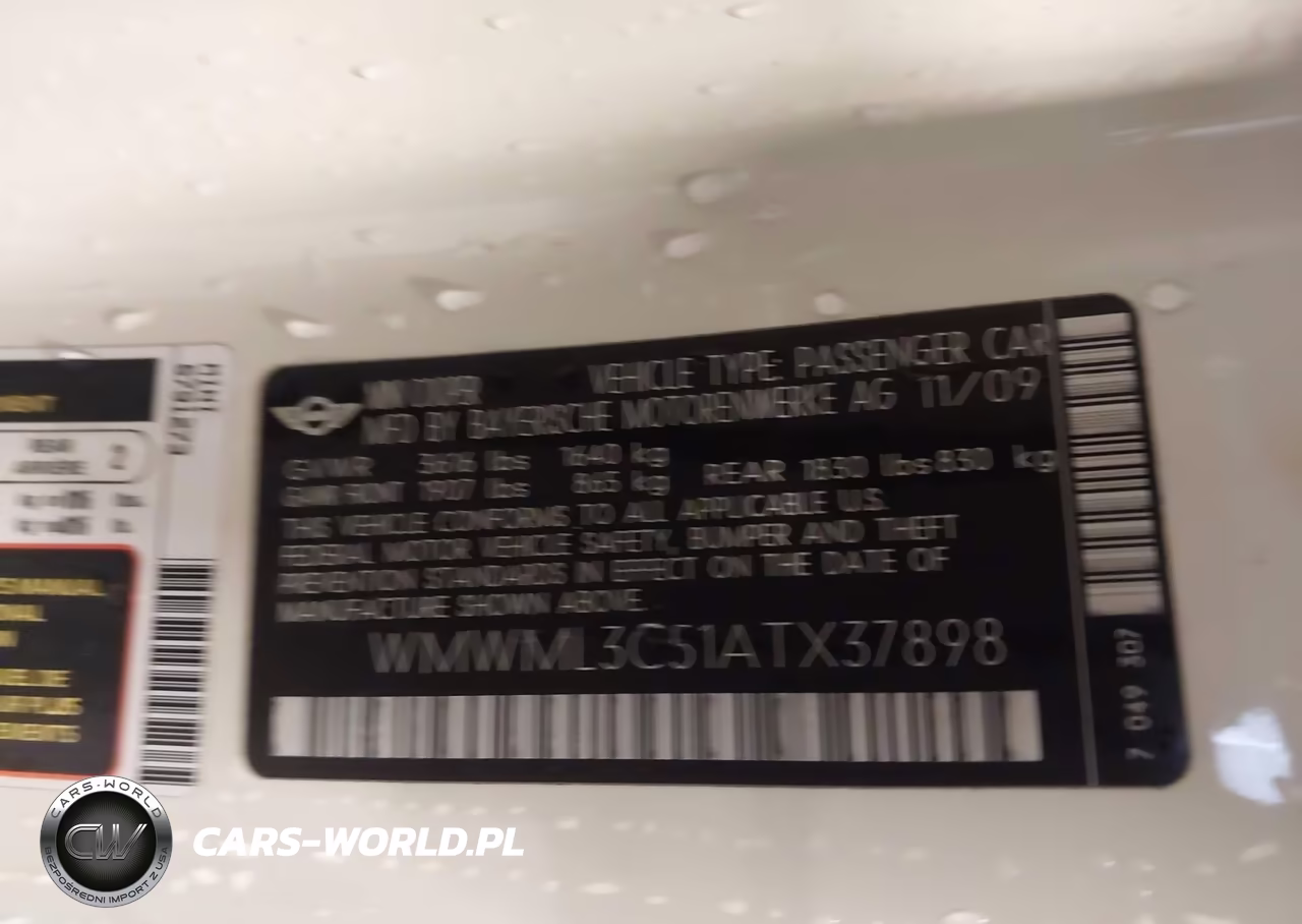 2010 Mini Cooper Clubman VIN:WMWML3C51ATX37898 - 9