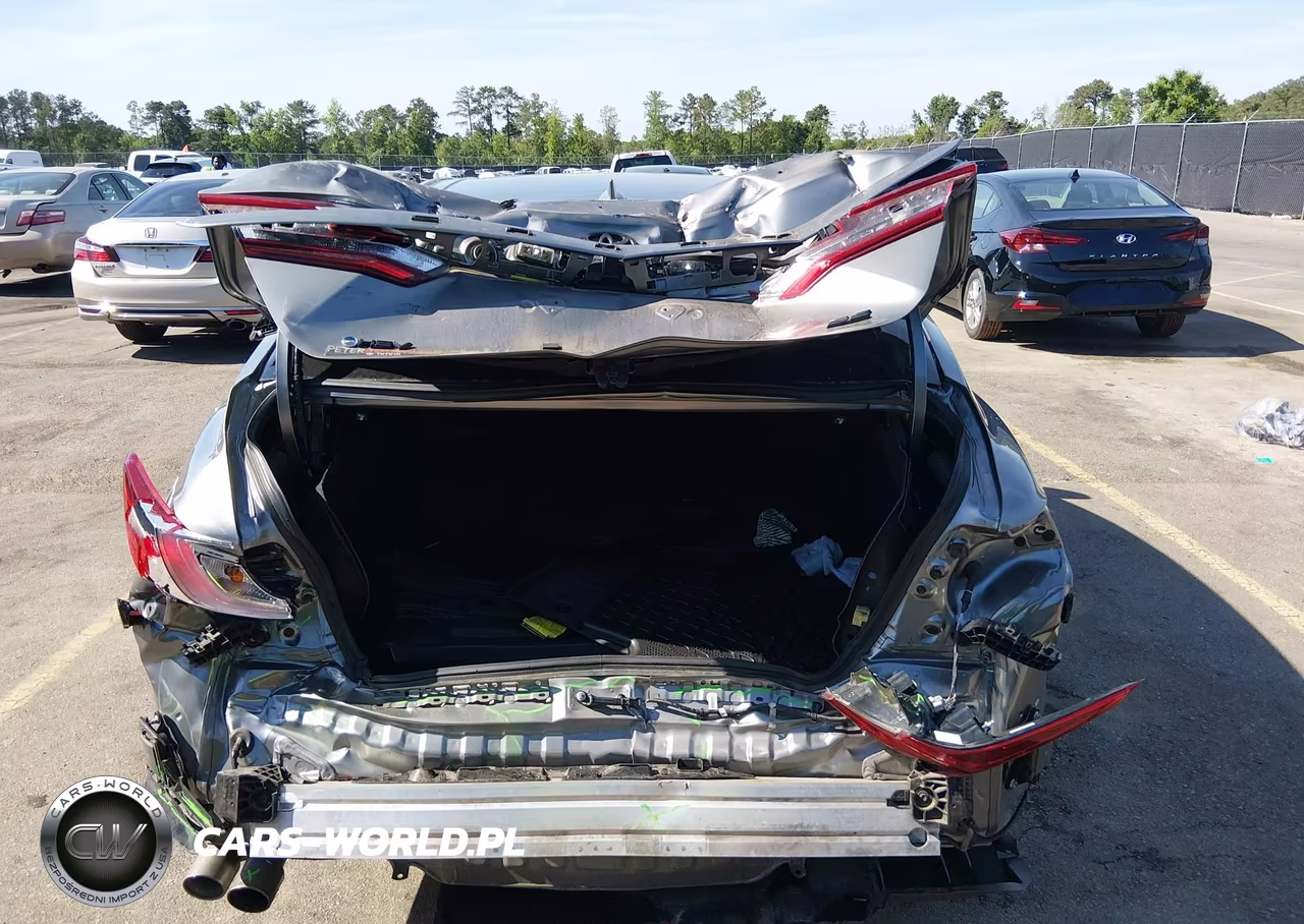 2025 Toyota Camry Se VIN:4T1DAACK3SU605381 - 17