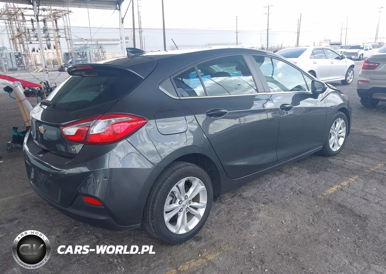 2019 Chevrolet Cruze Lt VIN:3G1BE6SM7KS596435 - 4