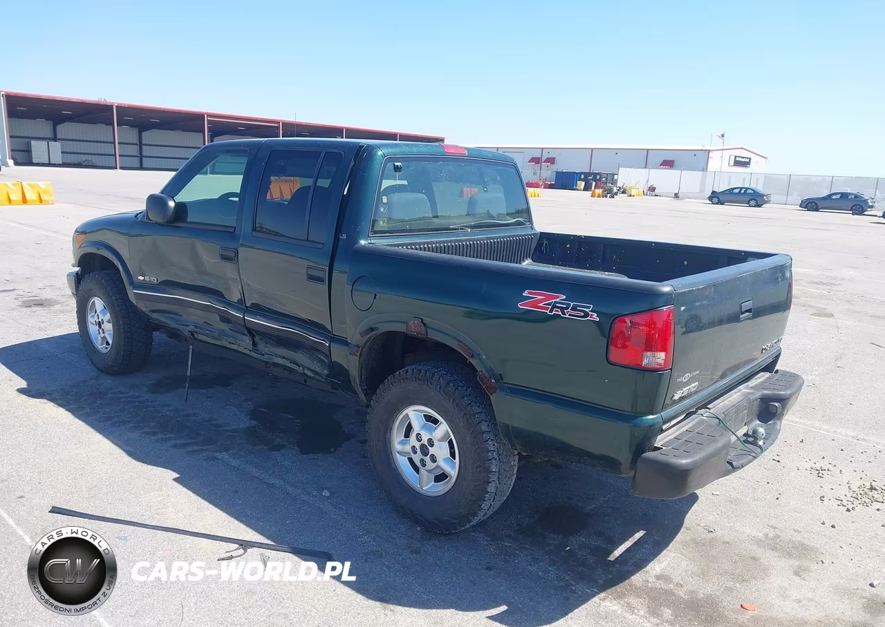 2004 Chevrolet S-10 Ls VIN:1GCDT13X44K116187 - 3