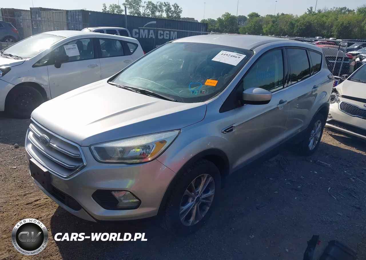 2017 Ford Escape Se VIN:1FMCU9GD5HUA35261 - 6
