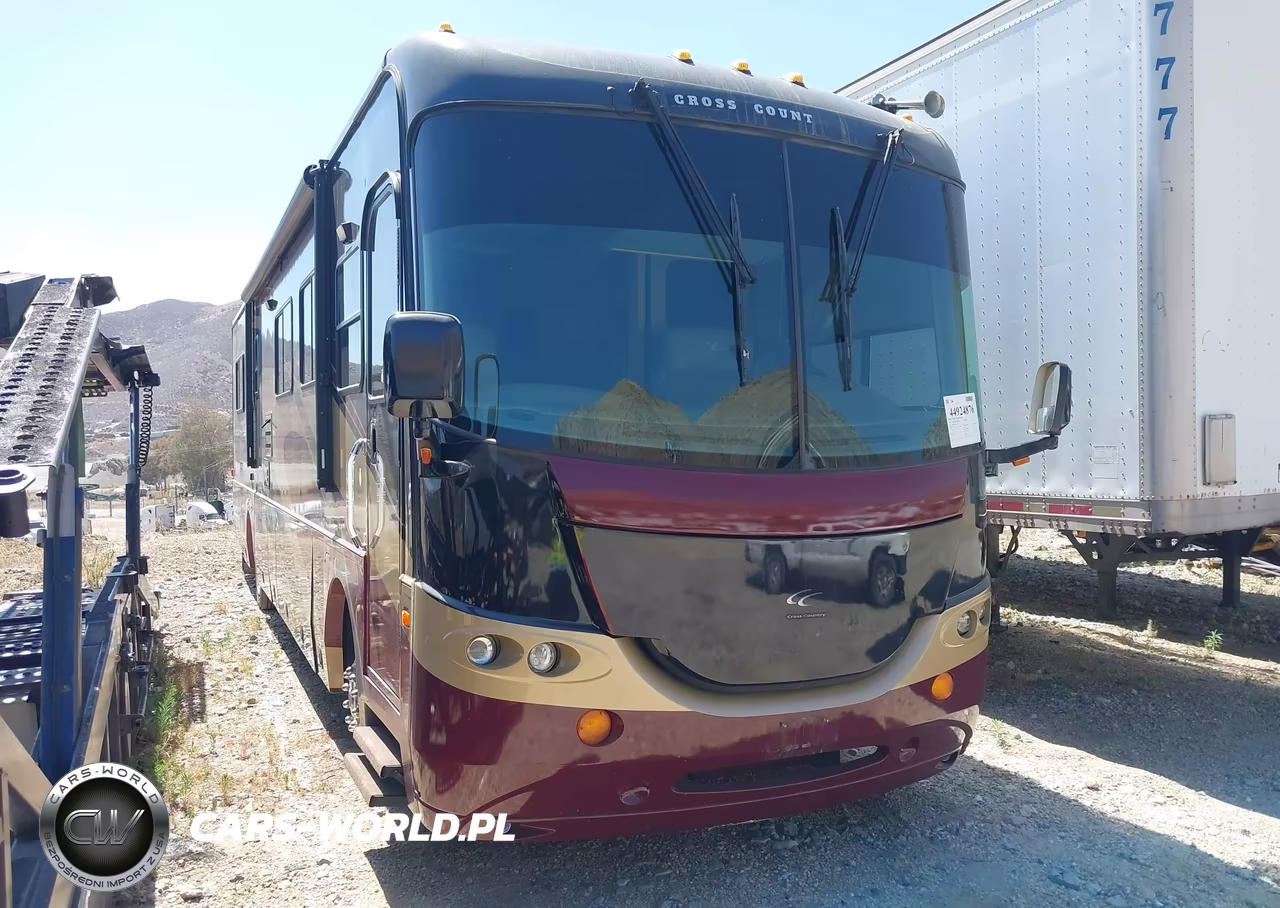 2005 Freightliner Chassis X Line Motor Home – zdjęcie 1 z 18