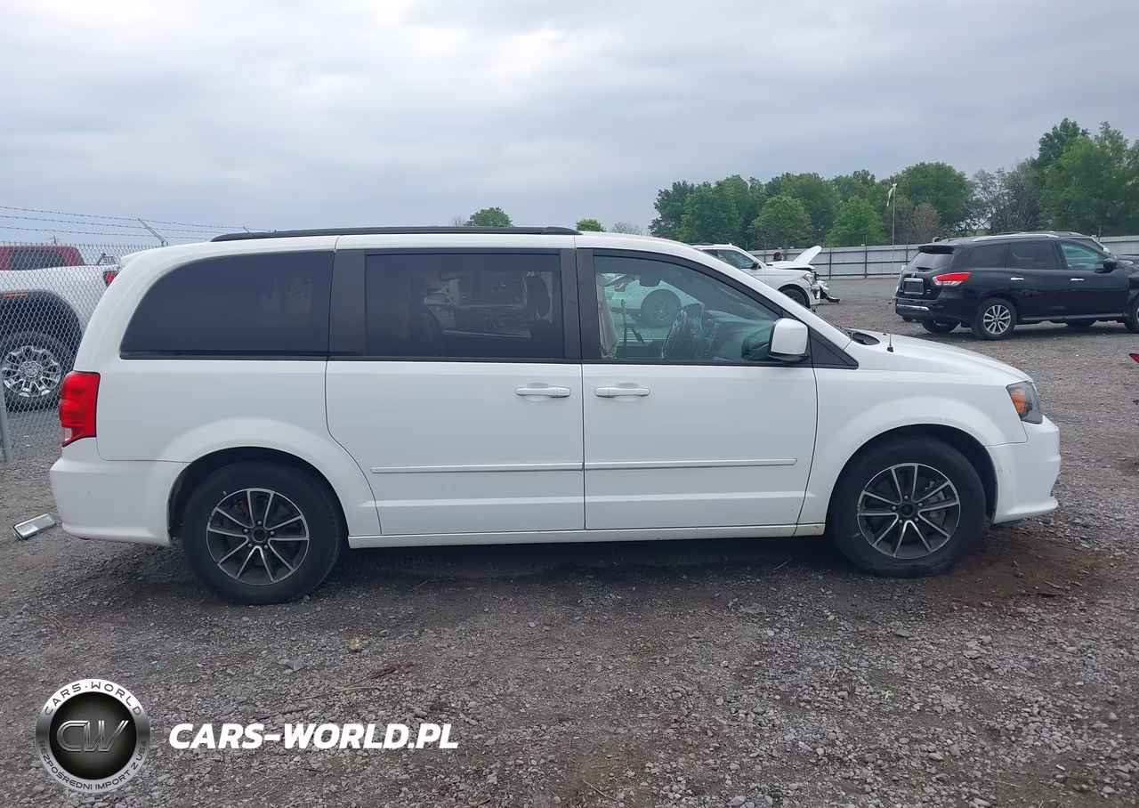 2017 Dodge Grand Caravan Gt VIN:2C4RDGEG9HR698040 - 13