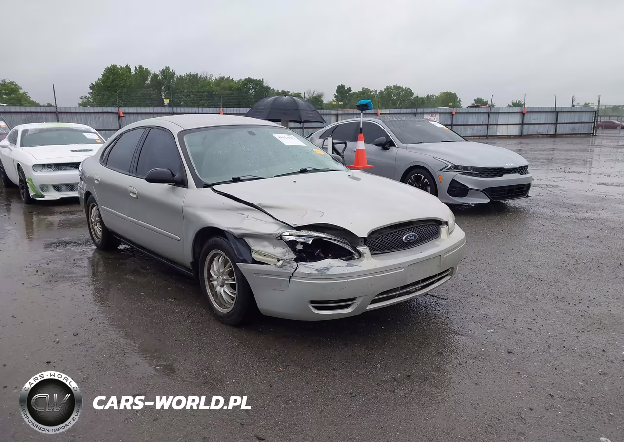 2005 Ford Taurus Se