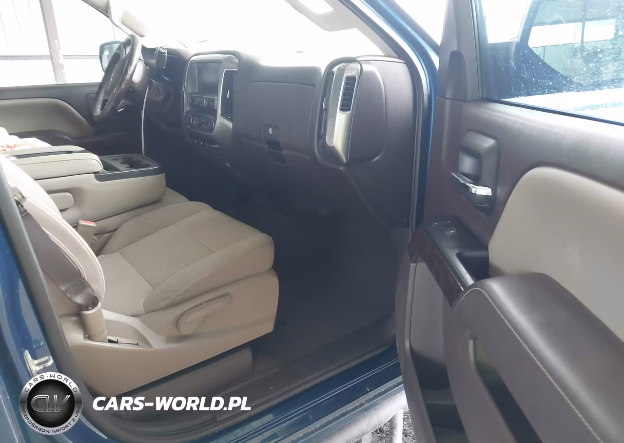2018 Chevrolet Silverado 1500 1Lt VIN:3GCUKRER1JG389882 - 3