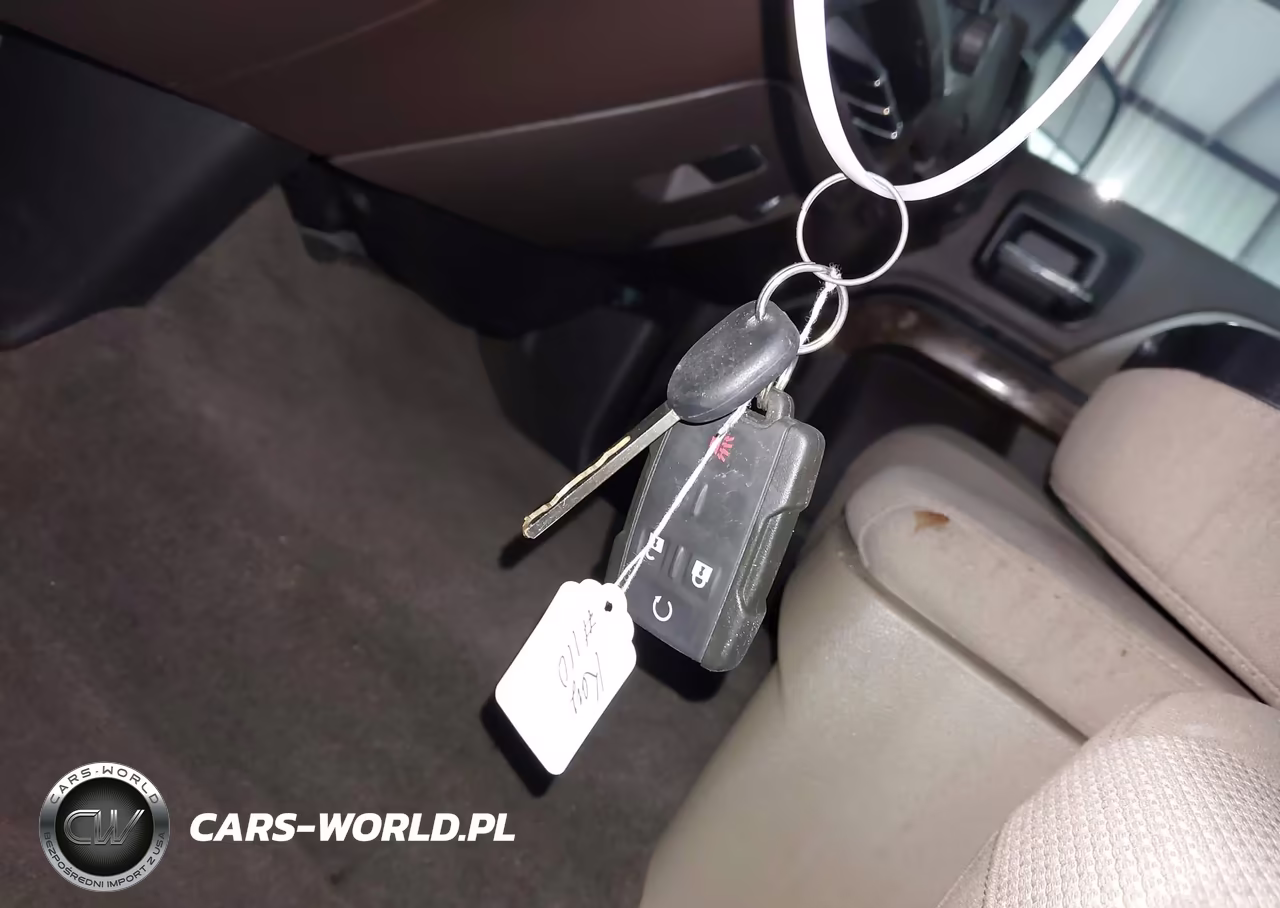 2018 Chevrolet Silverado 1500 1Lt VIN:3GCUKRER1JG389882 - 9