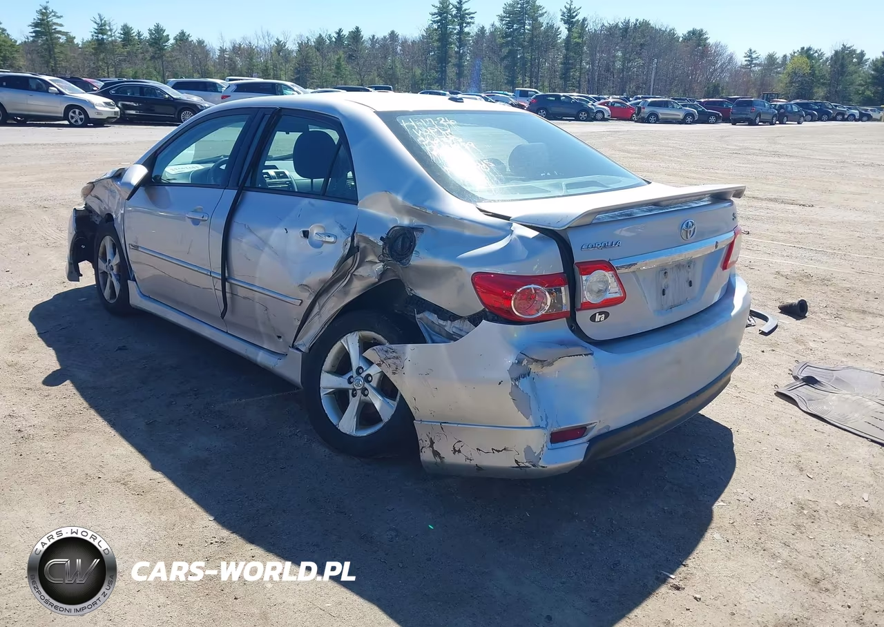 2012 Toyota Corolla S VIN:2T1BU4EE1CC833633 - 3