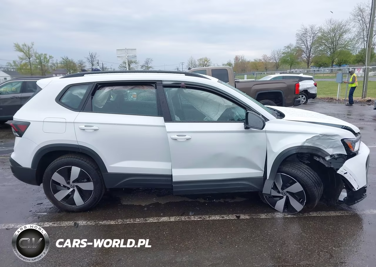 2025 Volkswagen Taos 1.5T S VIN:3VV8C7B29SM068557 - 13