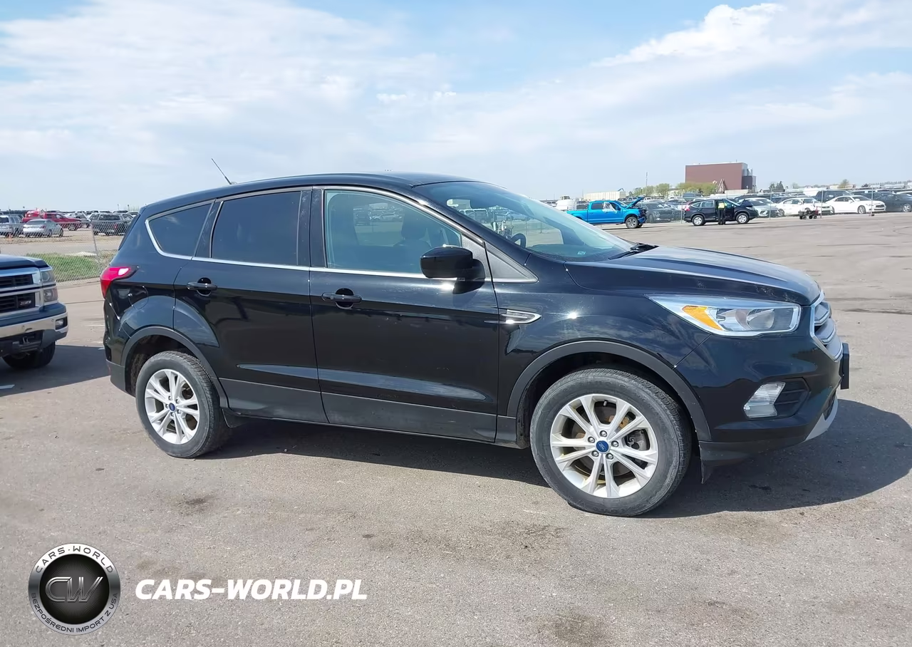2019 Ford Escape Se VIN:1FMCU9GD4KUA21438 - 13