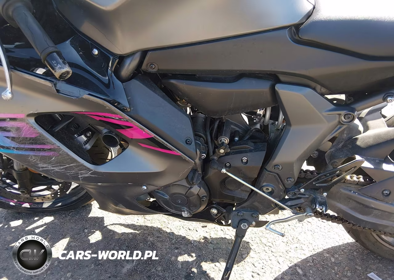 2024 Yamaha Yzfr7 VIN:JYARM38E7RA011643 - 9